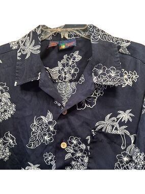 ROUNDY BAY SHIRT, Men’s Size Large, PTP 26”, L29”, Navy Blue with White, NWOT